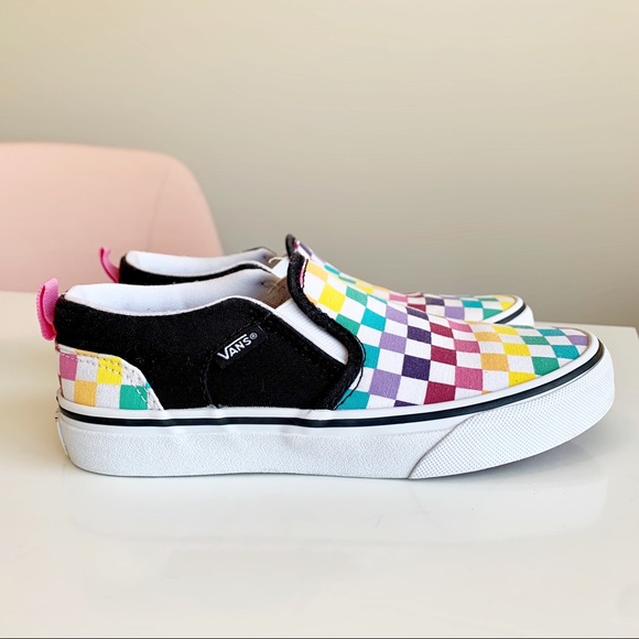 Vans Rainbow Checkered Slip On Sneaker - 2 - Picture 4 of 9
